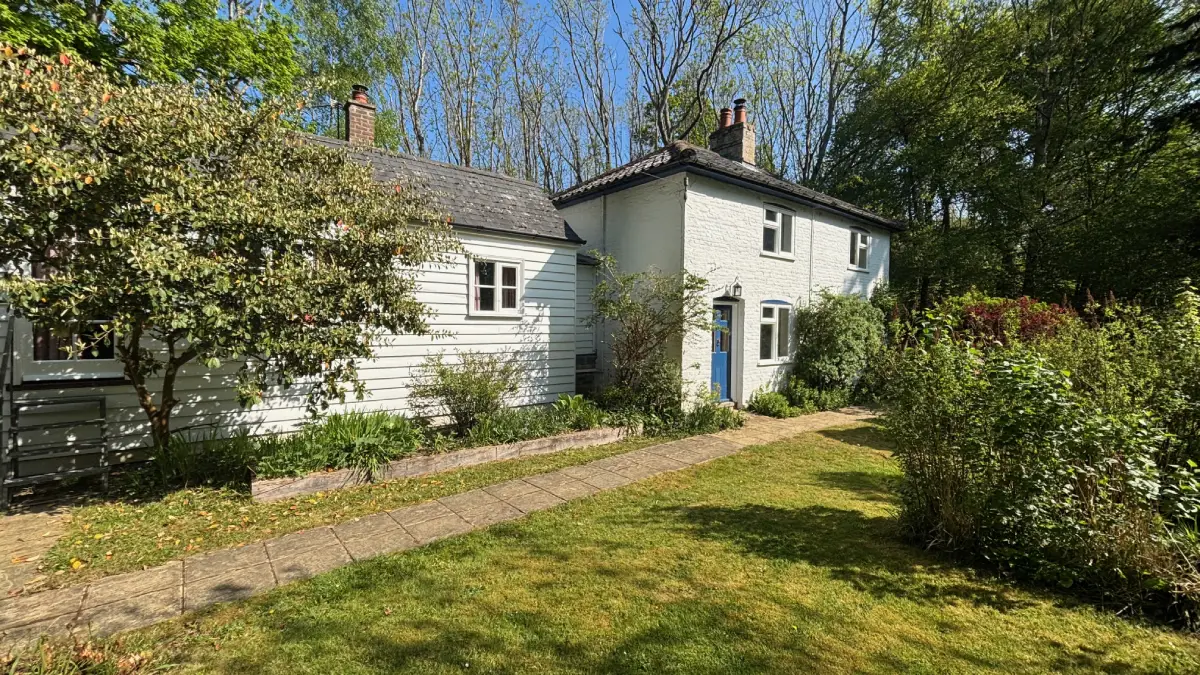 Gamekeepers cottage suffolk outsize view2 (1)
