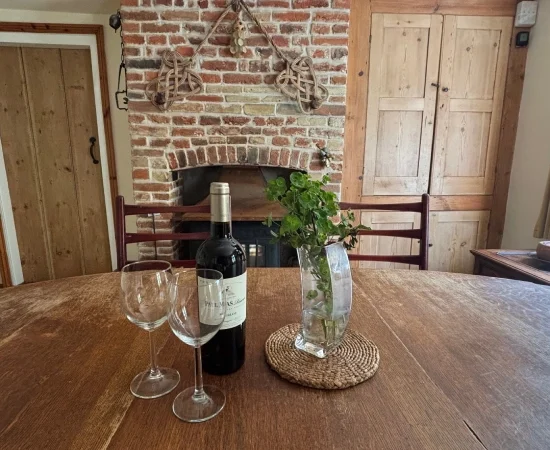 Gamekeepers cottage suffolk diningroom view4