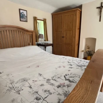 Gamekeepers cottage suffolk double room view2