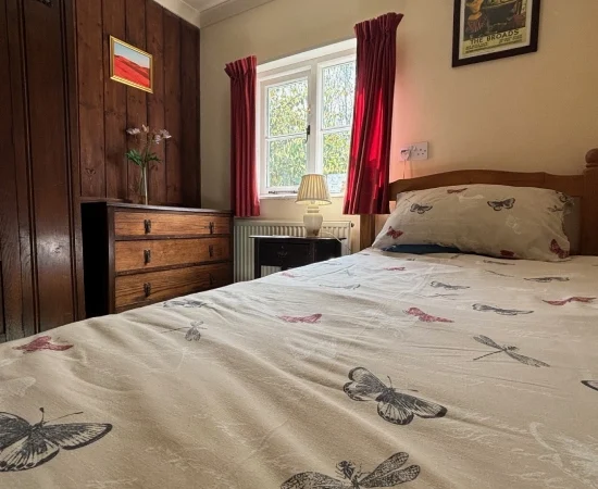 Gamekeepers cottage suffolk single room image 1